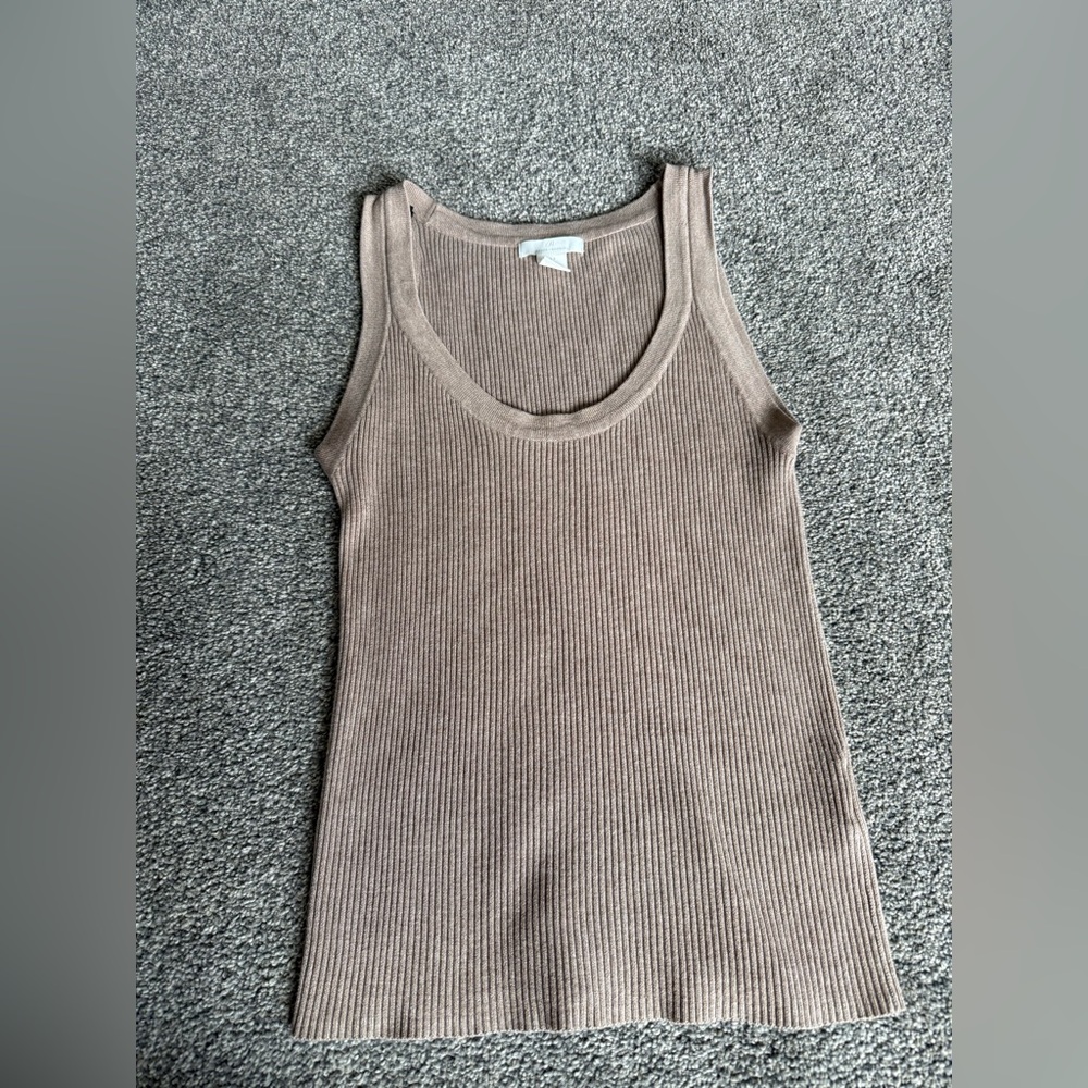 H&M Women’s Scoop Neck Sweater Knit Tank Semi-Fitted Brown Small Full Length